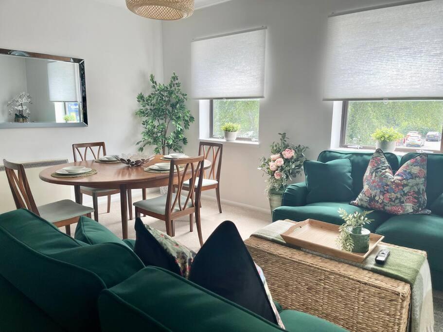 Luxury Spacious 2 Bed Apartment