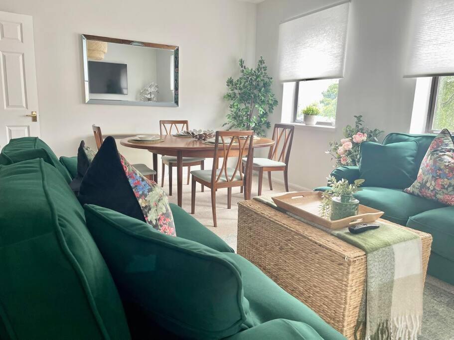 Luxury Spacious 2 Bed * Shilton (Oxfordshire)